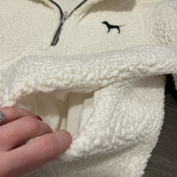 Victoria’s Secret PINK Sherpa half zip pull over - Picture 3 of 3